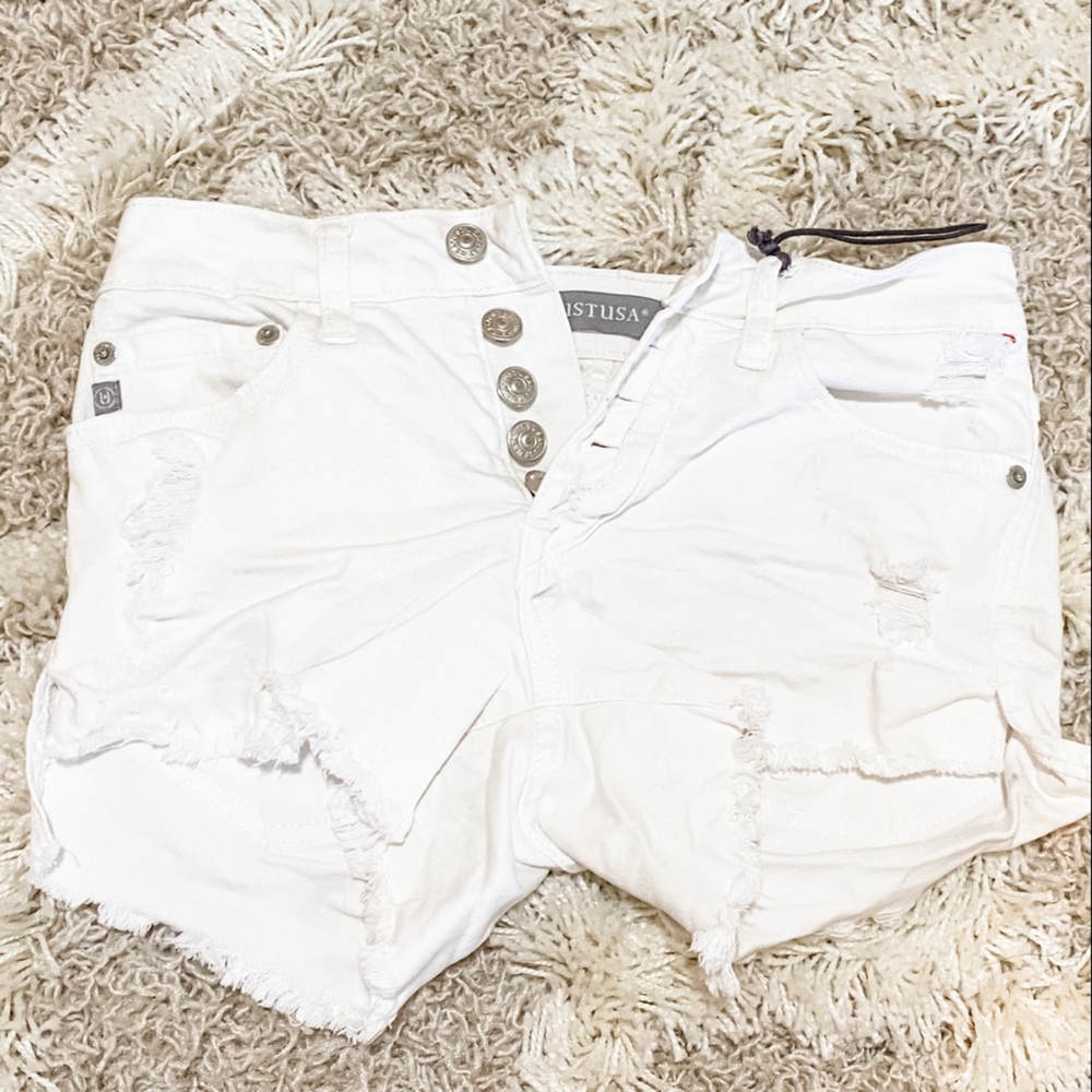 XS - NWOT - White denim shorts from Just USA